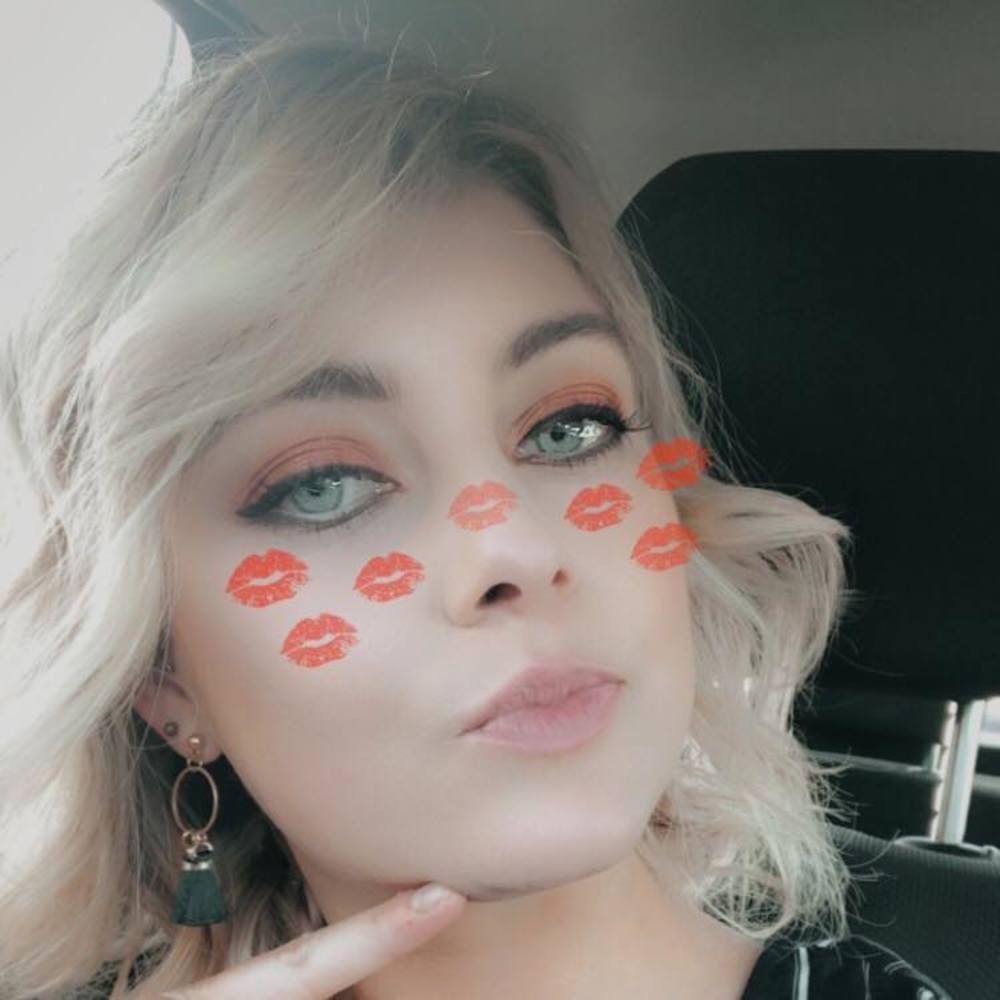 Meet your Posher, Sam